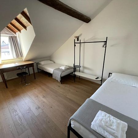 Design Apartment In The Heart Of Bolzano Luaran gambar